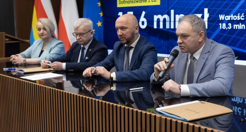 Setki magazynów energii elektrycznej i cieplnej dla mieszkańców powiatu łomżyńskiego 