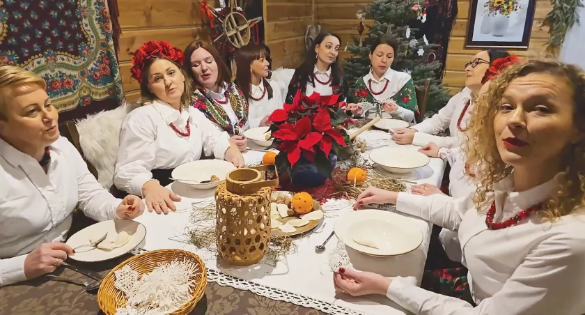 Miastkowskie Słowiko Wrony: Od debiutu na scenie do teledysku [VIDEO]