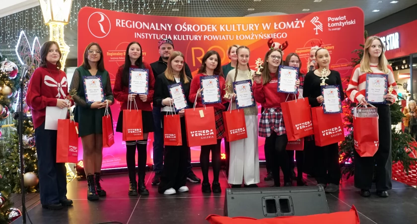 XIV Festiwal Piosenki Świątecznej Gwiazdkowe Nutki 2024 - cz. 3 [26xVIDEO]
