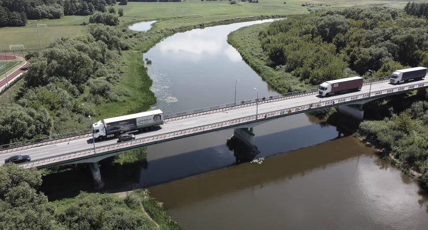 Zburzą stary most w Łomży? Konstrukcja nie do naprawy [VIDEO]