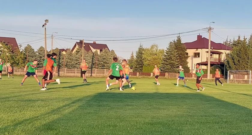 Sześć sparingów KS-u Śniadowo