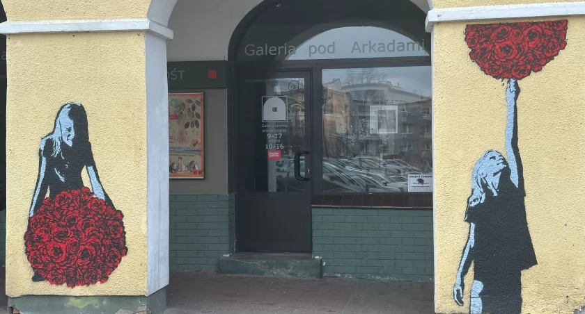 Galeria pod Arkadami pozostanie tam gdzie była. Miasto wycofało się ze sprzedaży kamienicy