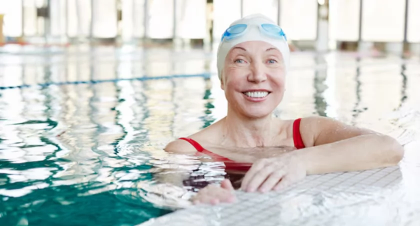 MOSiR zaprasza na aqua fitness z okazji Dnia Babci i Dziadka!