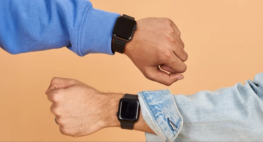 Jak działa smartwatch z aparatem i czy warto go kupić?