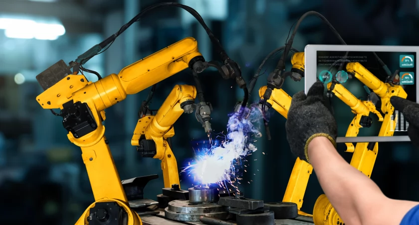 Spawanie robotem vs tradycyjne – porównanie efektywności
