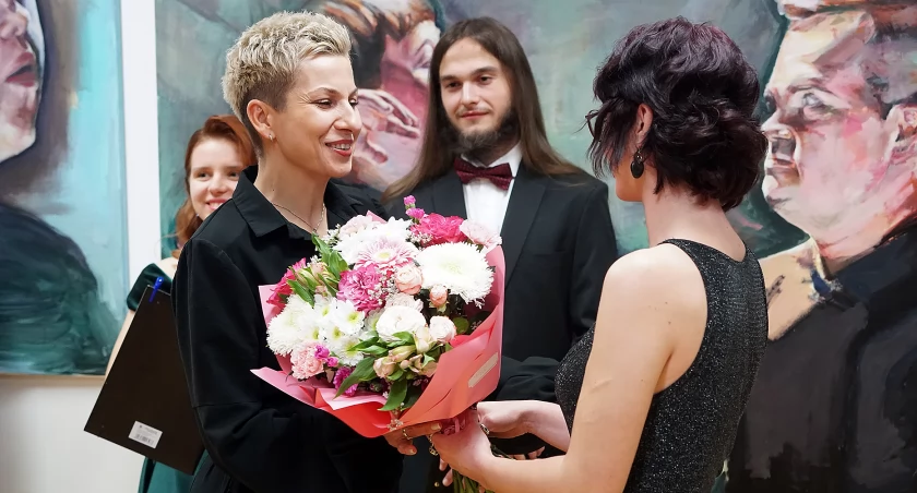 Studniówkowa tradycja łomżyńskiego Plastyka [FOTO]
