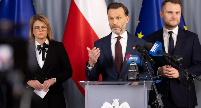 Nowe inwestycje drogowe w powiecie łomżyńskim. Miliony na rozwój infrastruktury