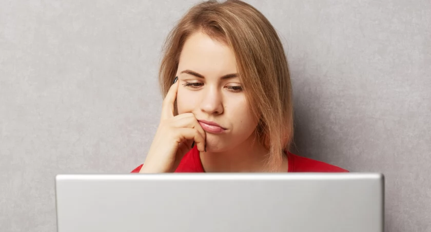 Kiedy klient przestaje mieć rację? Granice internetowej krytyki