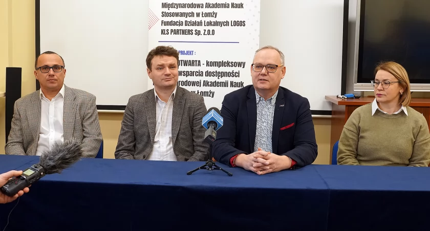 Bez barier w edukacji! Międzynarodowa Akademia Nauk Stosowanych w Łomży stawia na inkluzyjność i dostępność [VIDEO i FOTO] 