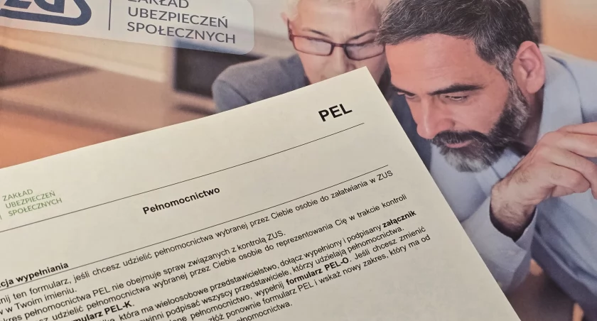Seniorzy mogą upoważnić zaufaną osobę do reprezentowania ich w ZUS-ie