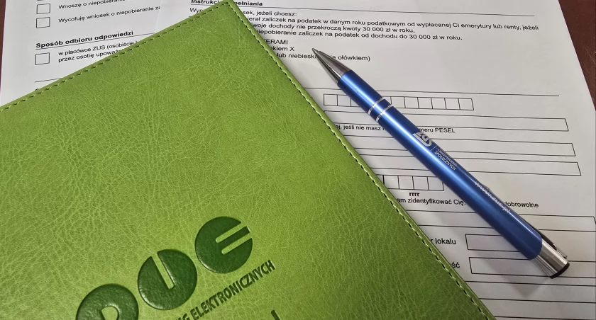 Trzynasta i czternasta emeryta  bez podatku? Kto może skorzystać?