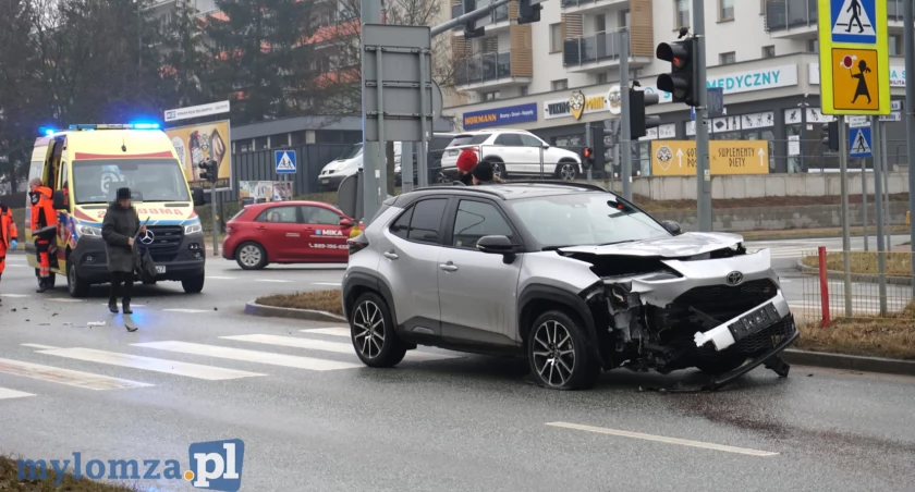 Zderzenie Toyoty z BMW [FOTO]