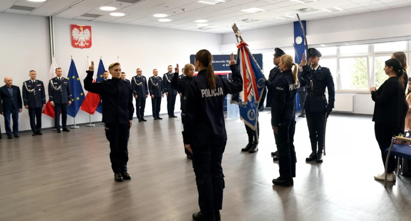 Policja w Łomży ma trzech nowych policjantów