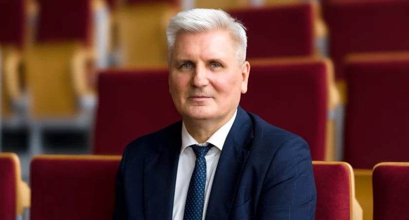 Rektor Akademii Łomżyńskiej w zespole ds. opracowania projektu strategii rozwoju szkolnictwa wyższego