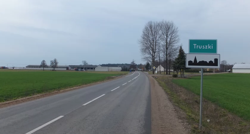 Przebudowa i rozbudowa drogi powiatowej nr 1951B na odcinku Śniadowo - Truszki dł. 428 m oraz drogi 1952B Truszki – Jakać Borki w km 0+000,00 do km 2+415,00 km [FOTO]