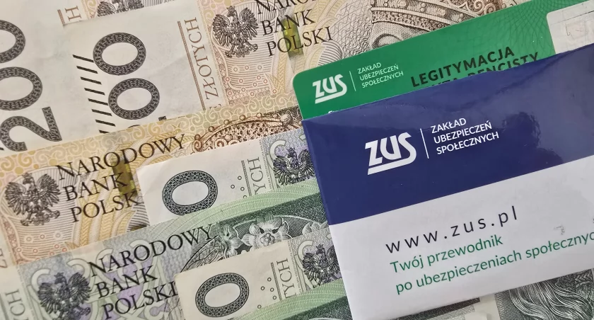 ZUS przekazał środki na kolejną transzę  wypłat „trzynastek”