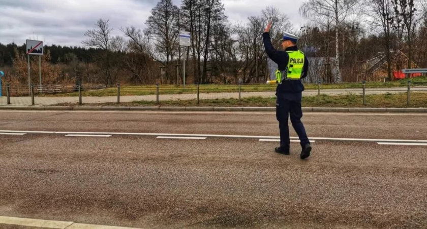 Pędził przez Nowogród jak po niemieckiej autostradzie