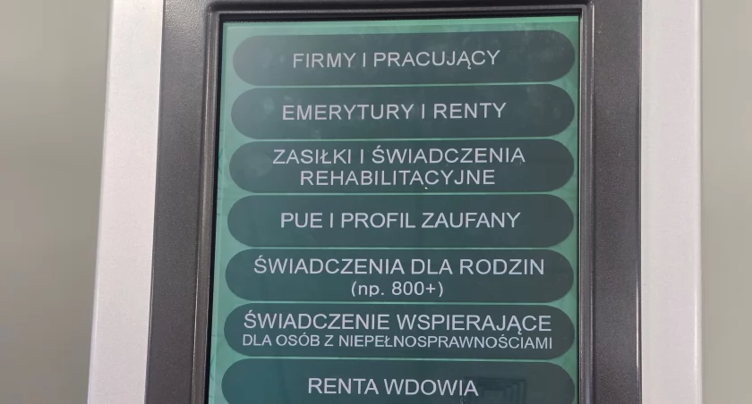 Wizyta w ZUS-ie bez kolejki - to możliwe!