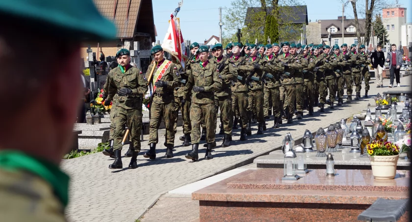 Śniadowo: Hołd bohaterom w Święto Pułkowe [FOTO]