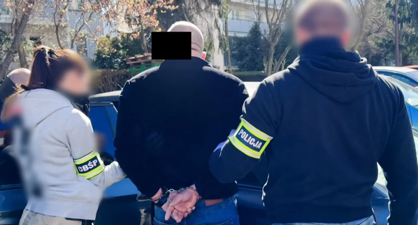Po brutalnym morderstwie ukrywał się w Łomży. Dopadli go Łowcy Cieni i kontrterroryści [VIDEO]