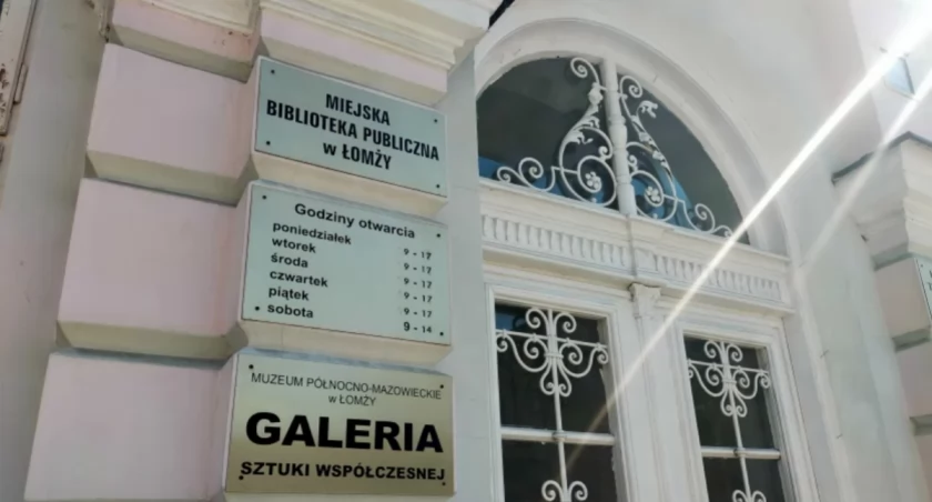 Zaproszenie na wystawę poświęconą Toli Mankiewiczównie