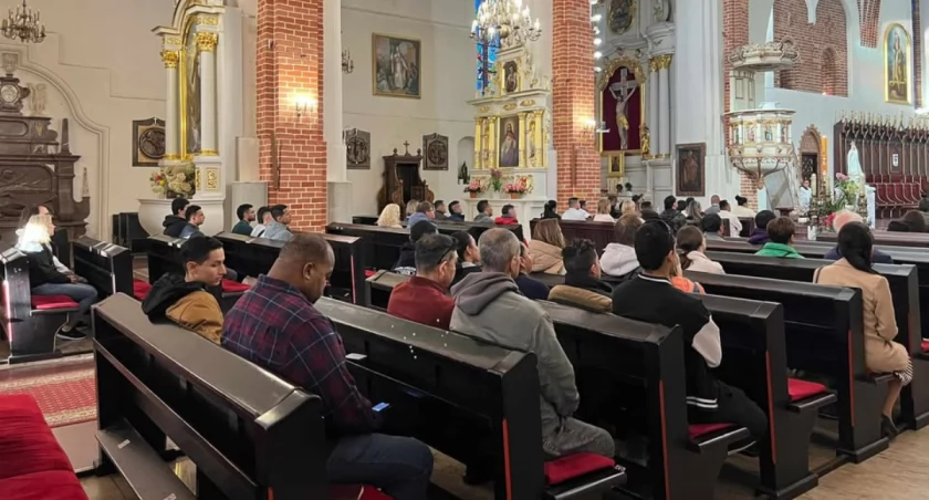 Wyjątkowa msza w języku hiszpańskim [FOTO]