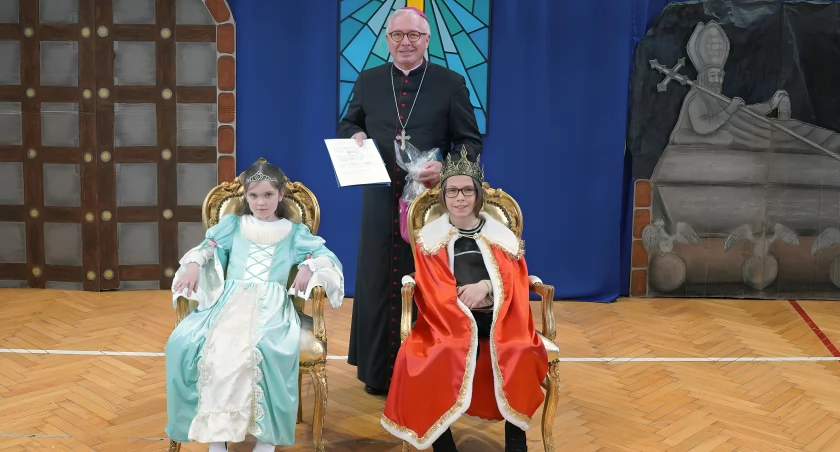 Koronacja Króla Polski w Konarzycach [FOTO]