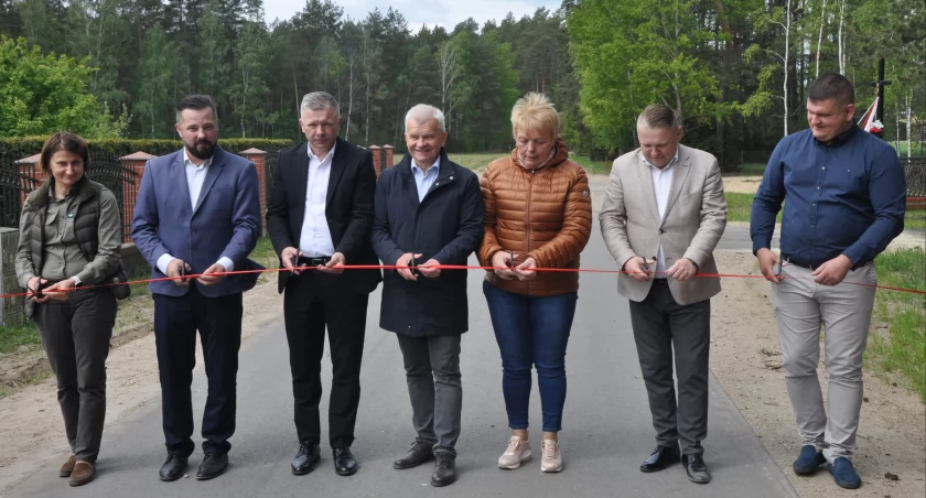 Poredy w Gminie Zbójna z nowo wyremontowaną drogą [FOTO]