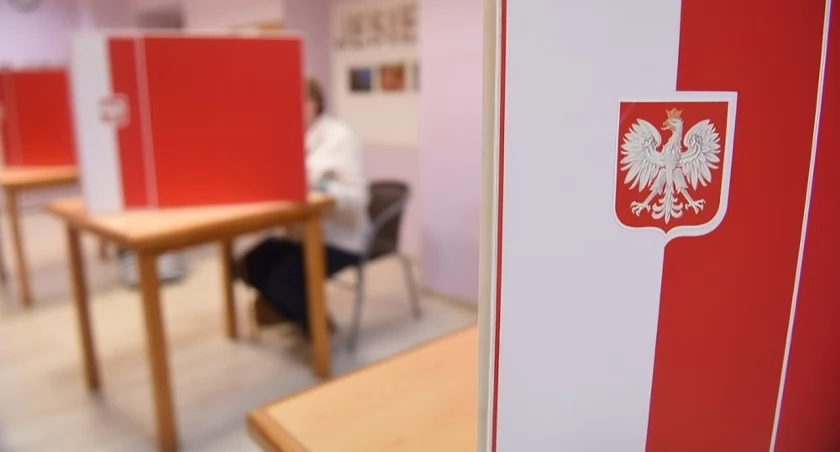 Naruszenie ciszy wyborczej w Łomży. Mąż zaufania podejrzany o agitację