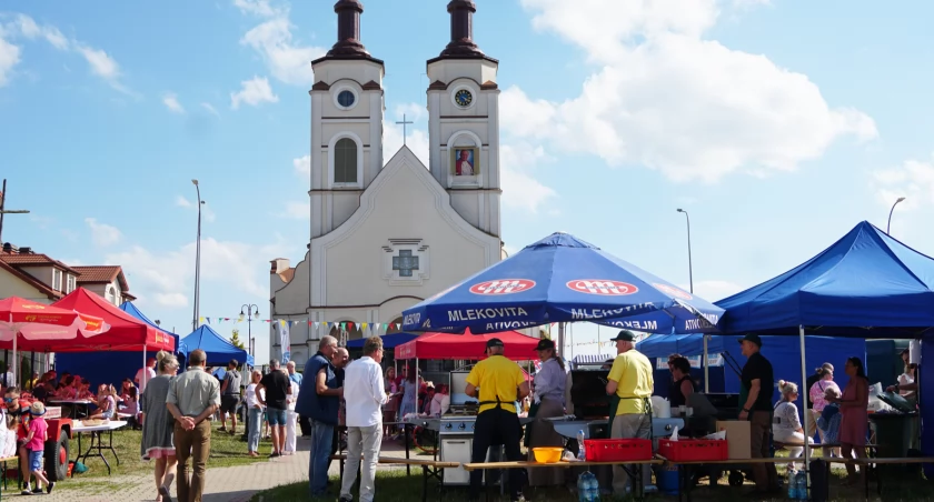 Zaproszenie na festyn rodzinny w parafii Krzyża Świętego