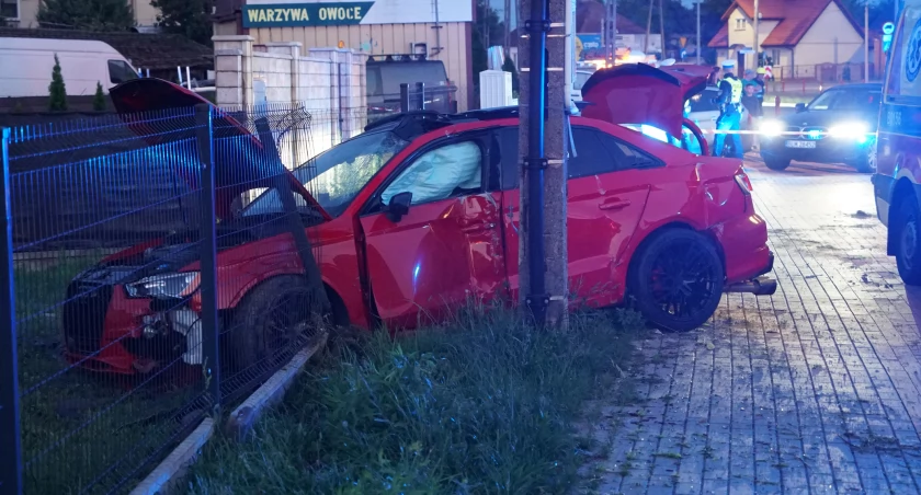 Dramatyczny wypadek na Sikorskiego. To były nielegalne wyścigi? [FOTO]