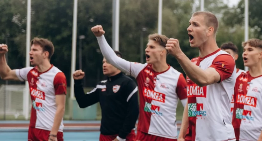 ŁKS Łomża. Oto rywale zespołu Marcina Sasala