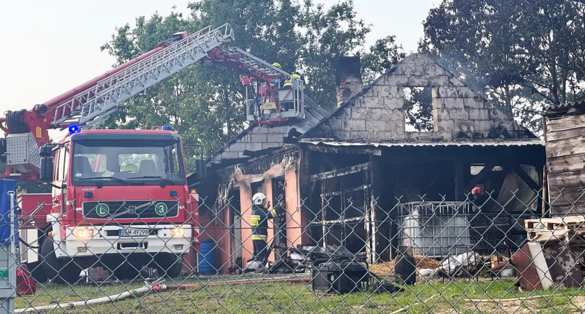 Pożar budynku gospodarczego w Kuziach [FOTO]