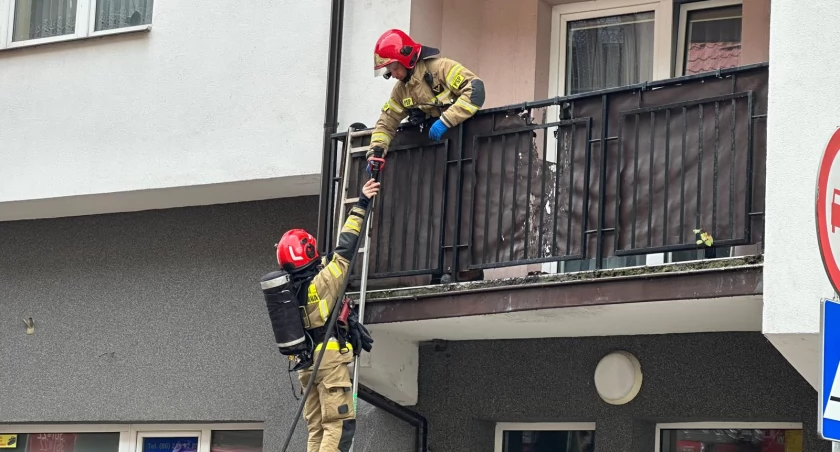 Na Pięknej zapalił się balkon [FOTO]