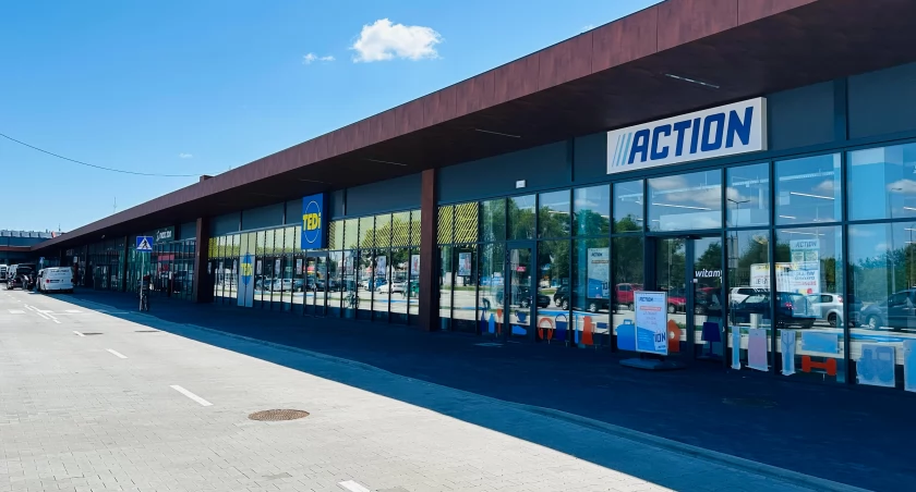 Nowy adres zakupów – Mackiewicz Park Handlowy w Łomży zaprasza!