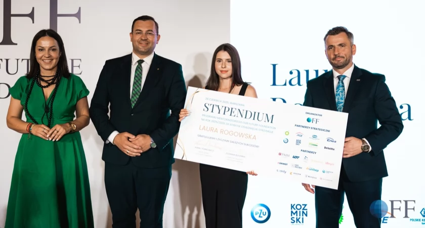 Nasza laureatka z Łomży. Absolwentka SP2 zdobyła stypendium Our Future Foundation