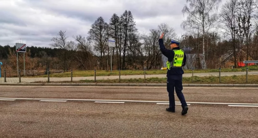 Przez prędkość kolejne osoby odpoczną od prowadzenia pojazdów