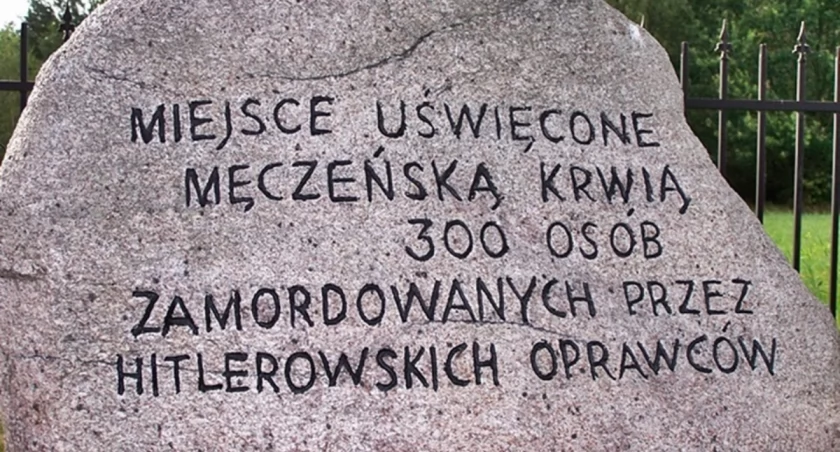 Oddali hołd pomordowanym w Sławcu [FOTO]