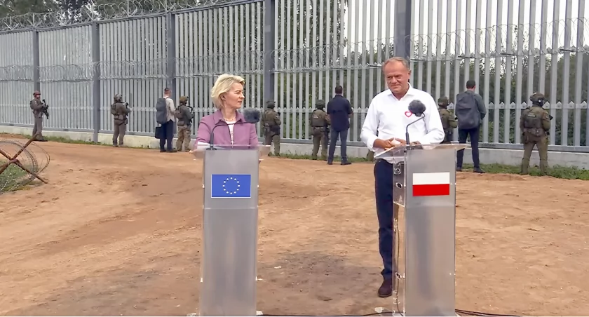 Tusk i von der Leyen na granicy: Zero ustępstw. Europa nie da się zastraszyć [VIDEO]