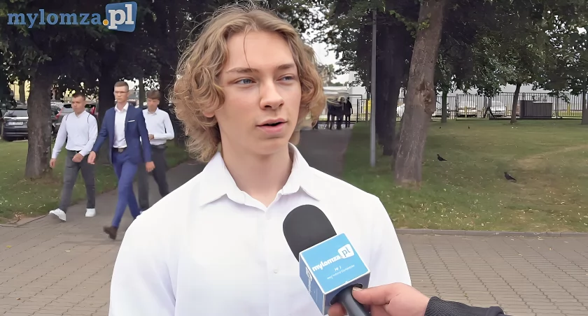 Nowy rok szkolny, nowe wyzwania. Uczniowie rozpoczęli naukę [VIDEO]