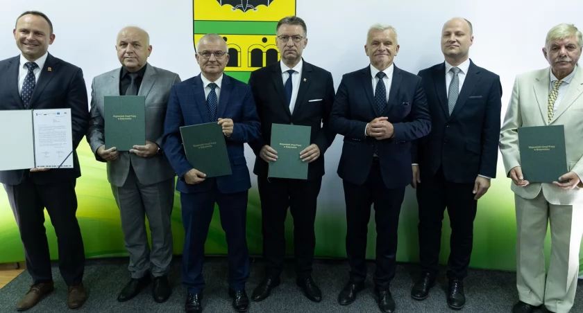 Nowe możliwości dla dorosłych mieszkańców. LOWE powstaną w Piątnicy i Gminie Łomża [FOTO]