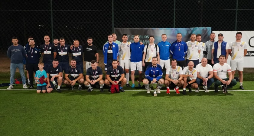 FC Uniglass Polska zdobywa SuperPuchar Ligi MLPN! Złoty gol Sebastiana Trzaski zapewnił zwycięstwo