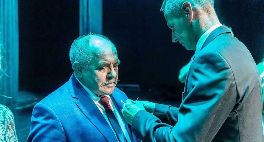 Samorządowcy z powiatu łomżyńskiego nagrodzeni przez Prezydenta RP i MSWiA [FOTO]