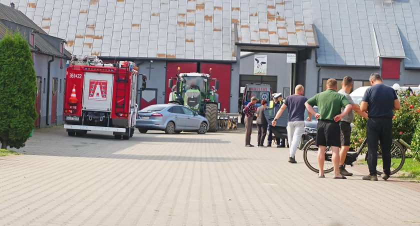 Wypadek w Jakaci-Borki: 3-letni chłopiec potrącony przez busa