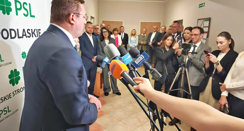 Minister Stefan Krajewski z nowym biurem poselskim w Łomży [FOTO i VIDEO]