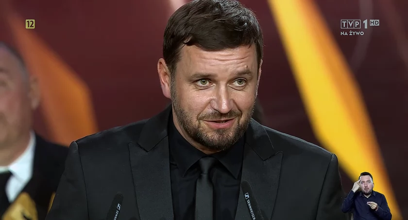 Pochodzący z Łomży Domalewski triumfuje w Gdyni. 