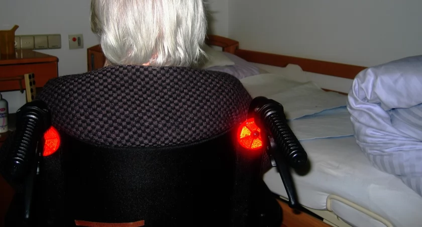 „Opieka wytchnieniowa” dla mieszkańców Łomży – nabór trwa
