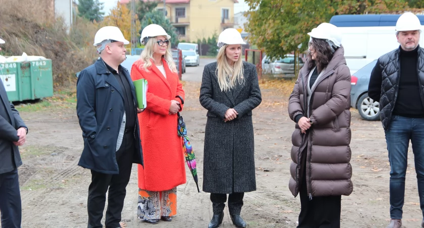 Wiceminister odwiedziła Łomżę. Nowy żłobek remedium na niską dzietność? [FOTO]