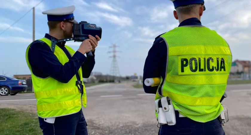 Pijany kierowca ciężarówki jechał przez miasto