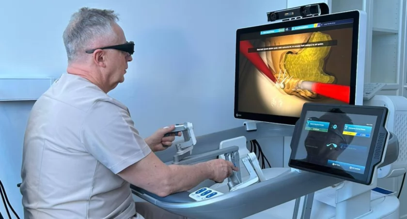 Łomżyński szpital z jednym z najnowocześniejszych systemów robotycznych w Polsce [FOTO]